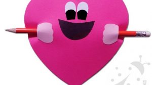 lavoretto cuore portamatita