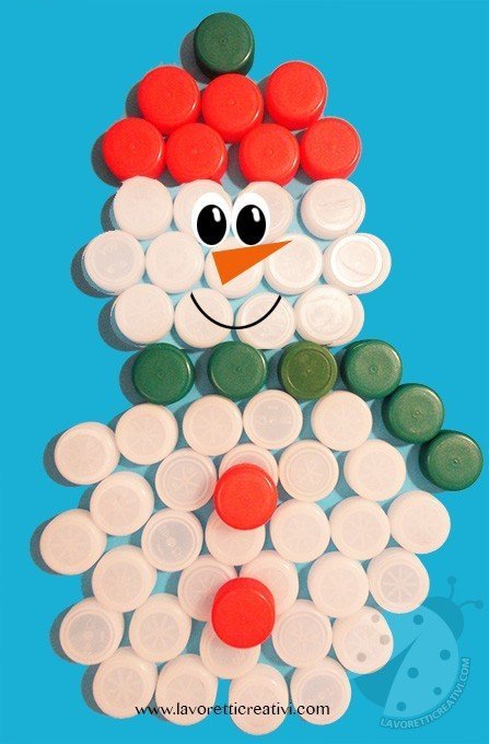 Decorazioni Natalizie Con Tappi Di Plastica.Pupazzo Di Neve Con Tappi Di Plastica Lavoretti Creativi