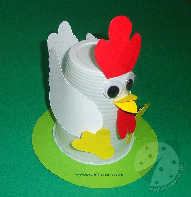 gallina-pasqua-bicchiere-plastica3