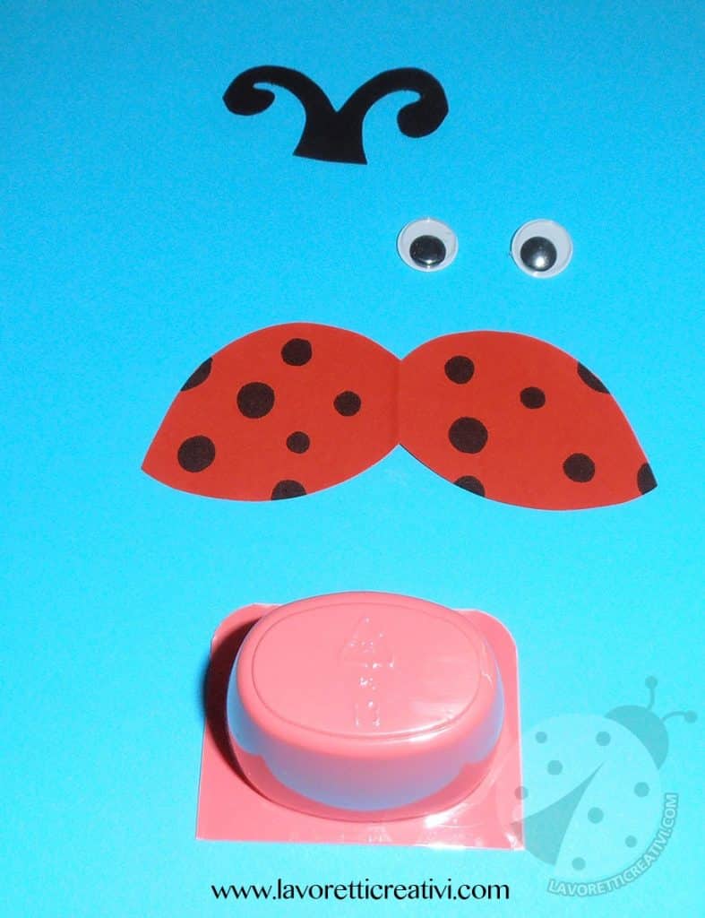 Come realizzare una coccinella con il vasetto dello yogurt