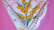 Lavoretti Festa della Donna Bouquet di mimosa