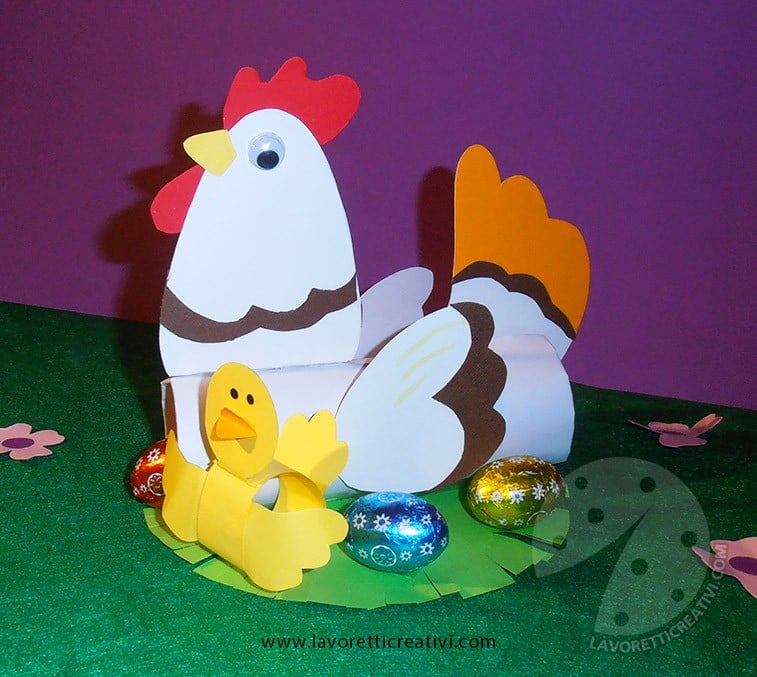 Gallina Pasquale con rotolo di cartone