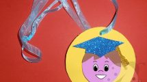 Medaglie per bambini ultimo giorno di scuola