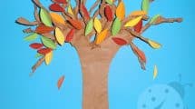 Albero autunnale con sacchetto di carta