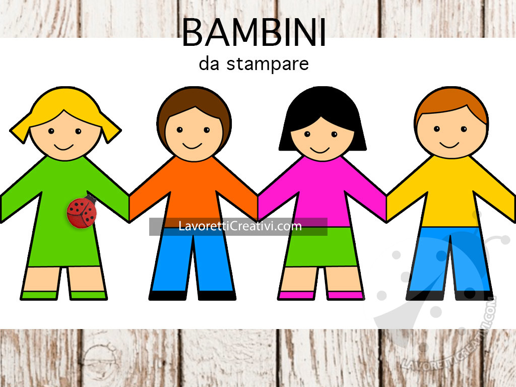 Bambini felici che si tengono per mano