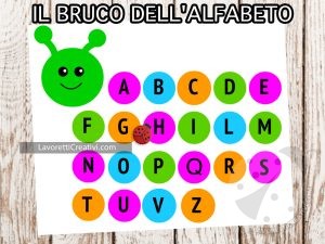 Idea Bruco dell'alfabeto per parete