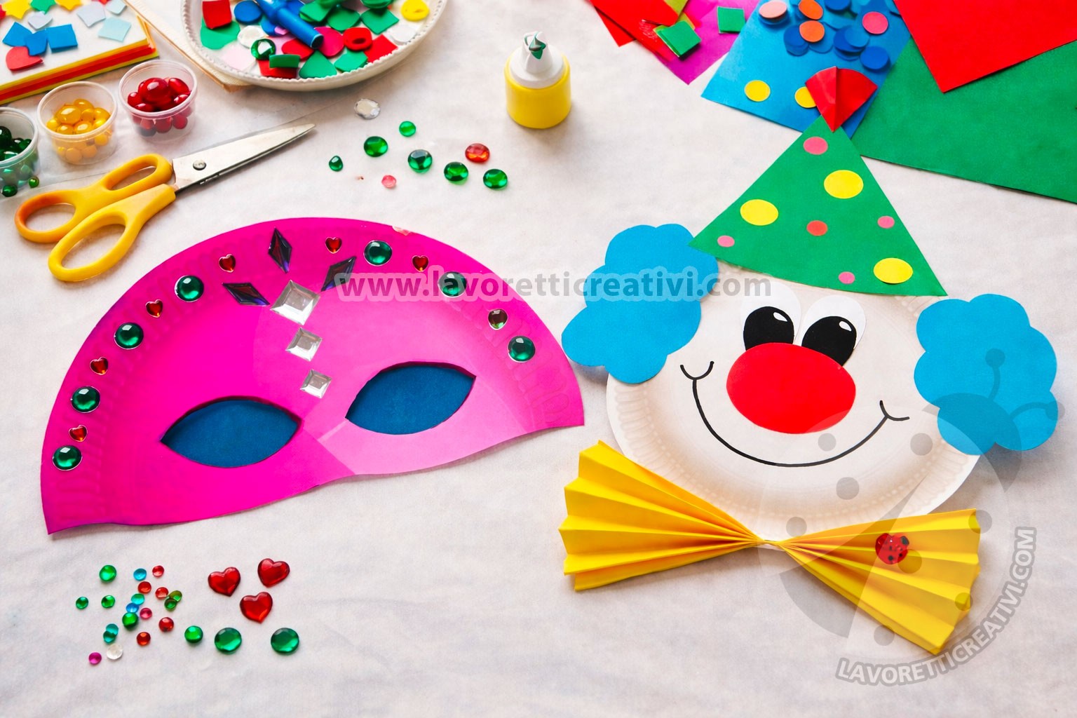 Lavoretti di Carnevale facili per bambini con maschera e pagliaccio