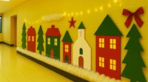 decorazione natalizia corridoio scuola