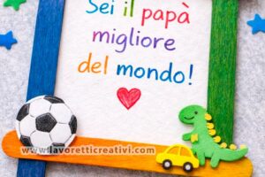 quadretto con bastoncini di legno per papa musica