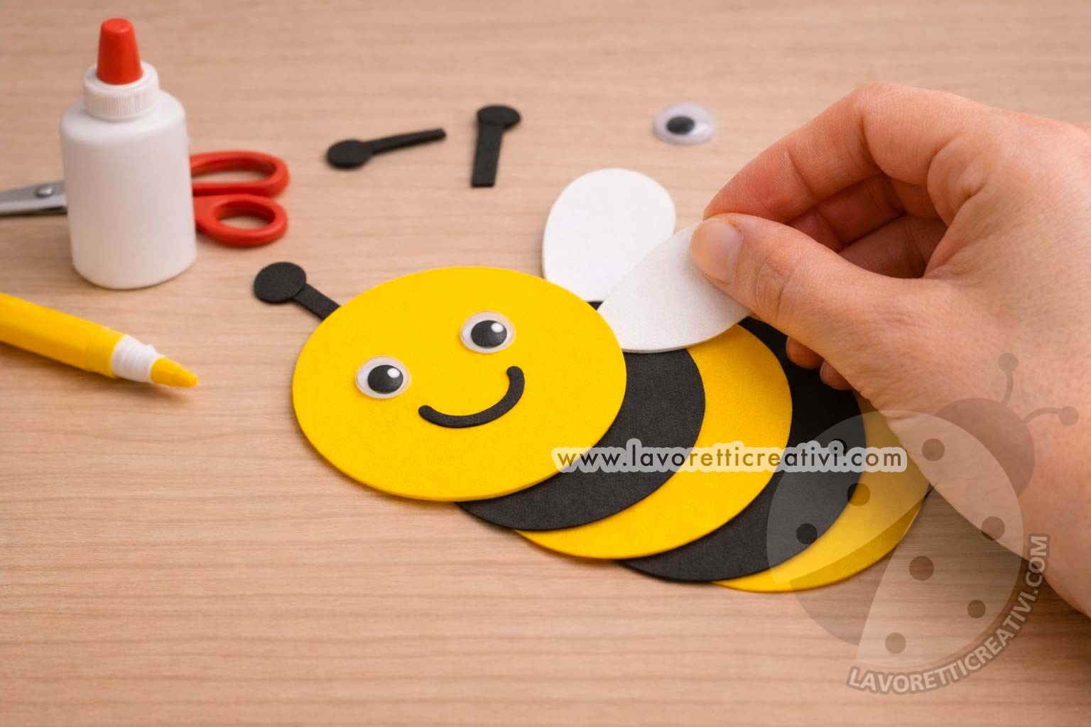 Lavoretti facili da fare in 5 minuti 12 ape in 5 mnuti