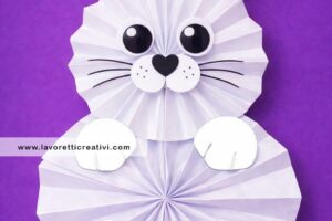 coniglio con coccarde di carta