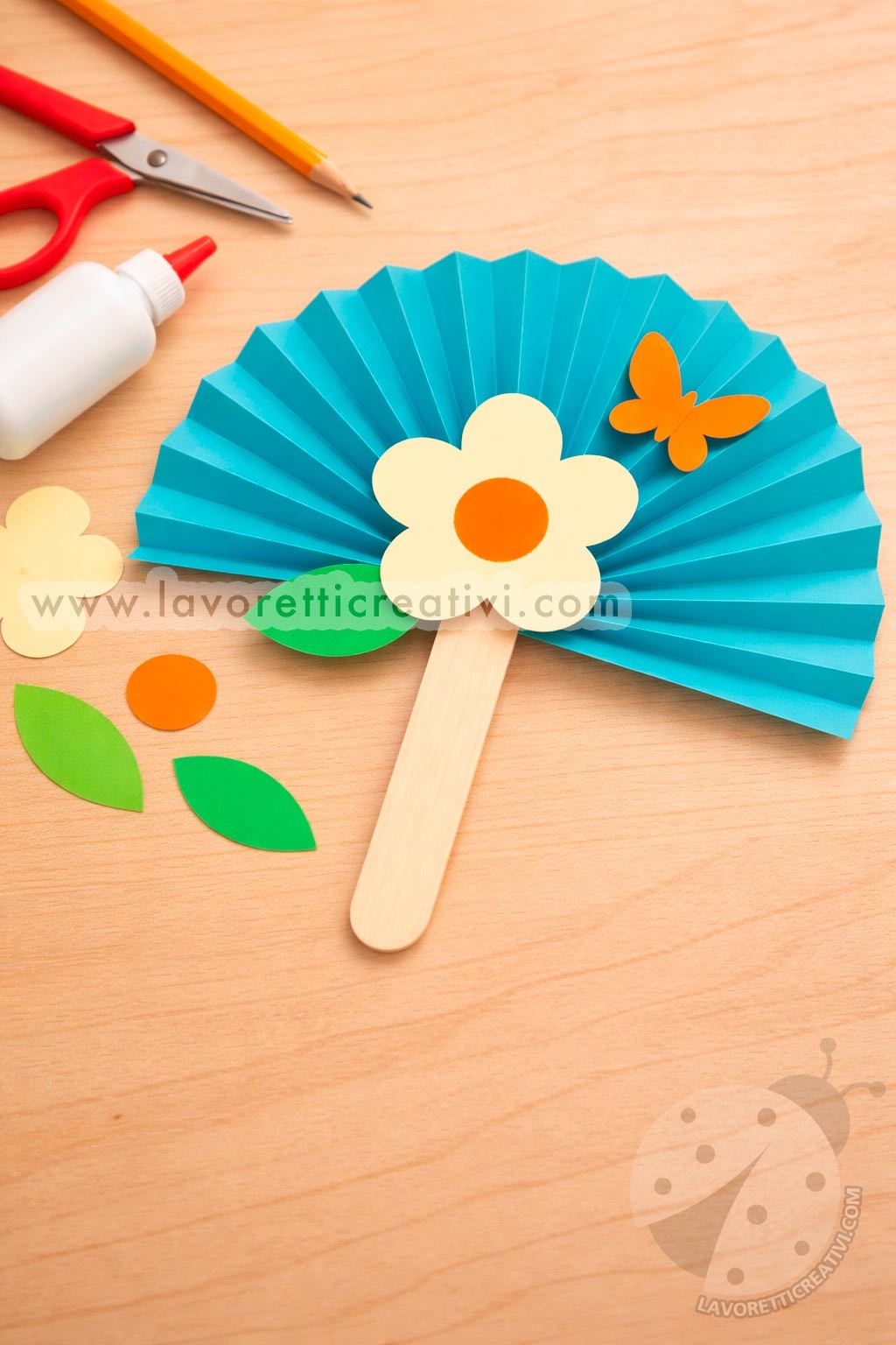 Lavoretti facili da fare in 5 minuti 8 lavoretto 5 minuti ventaglio