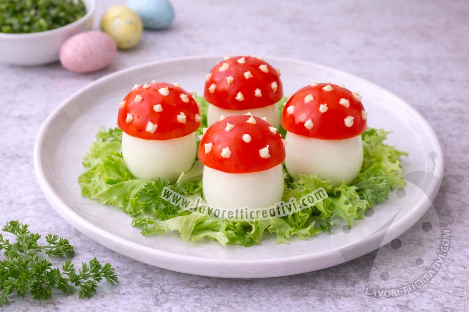 antipasto funghi di uova e e pomodori