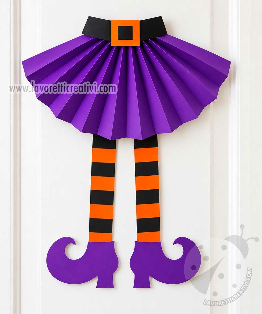gambe della strega di carta per halloween